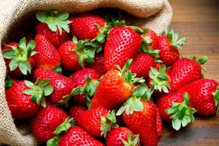 草莓什么时候移植最好 吃草莓的好处,第3图