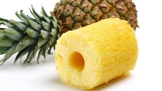菠萝怎么削皮,第1图